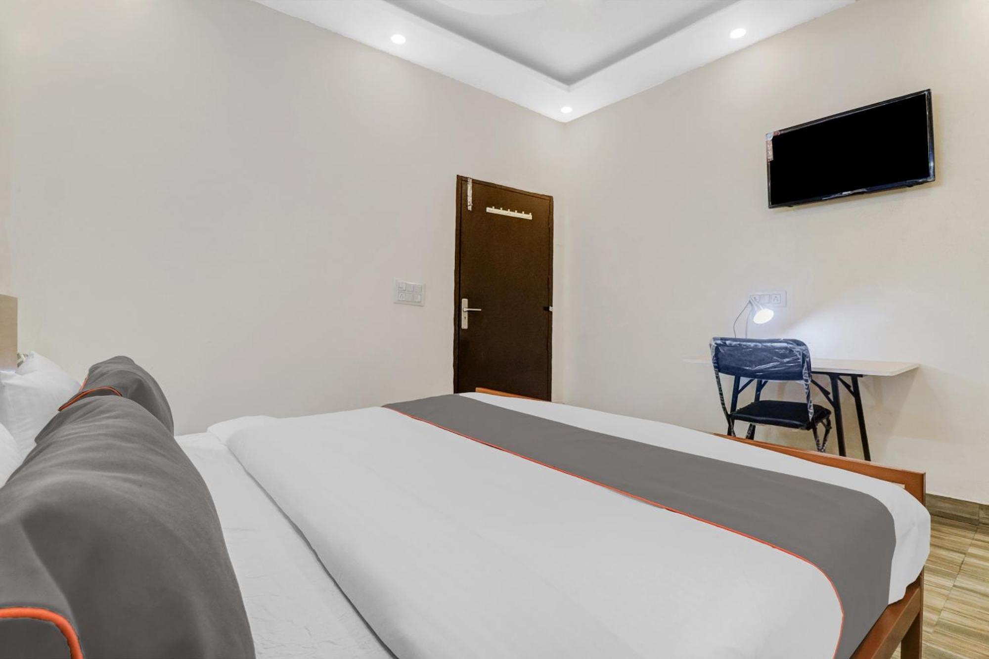 Super Capital O Moody Inn Дели Экстерьер фото
