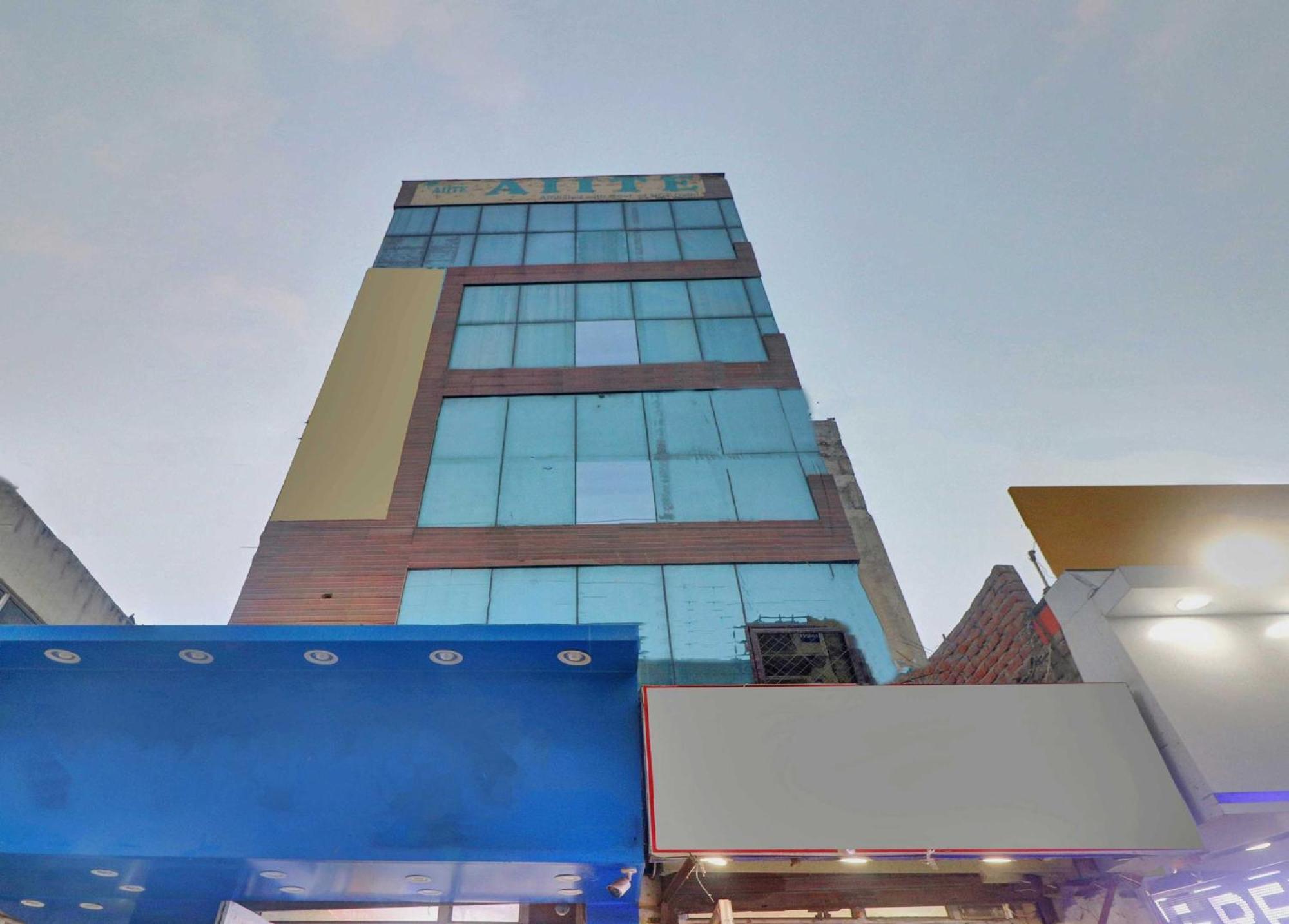 Super Capital O Moody Inn Дели Экстерьер фото