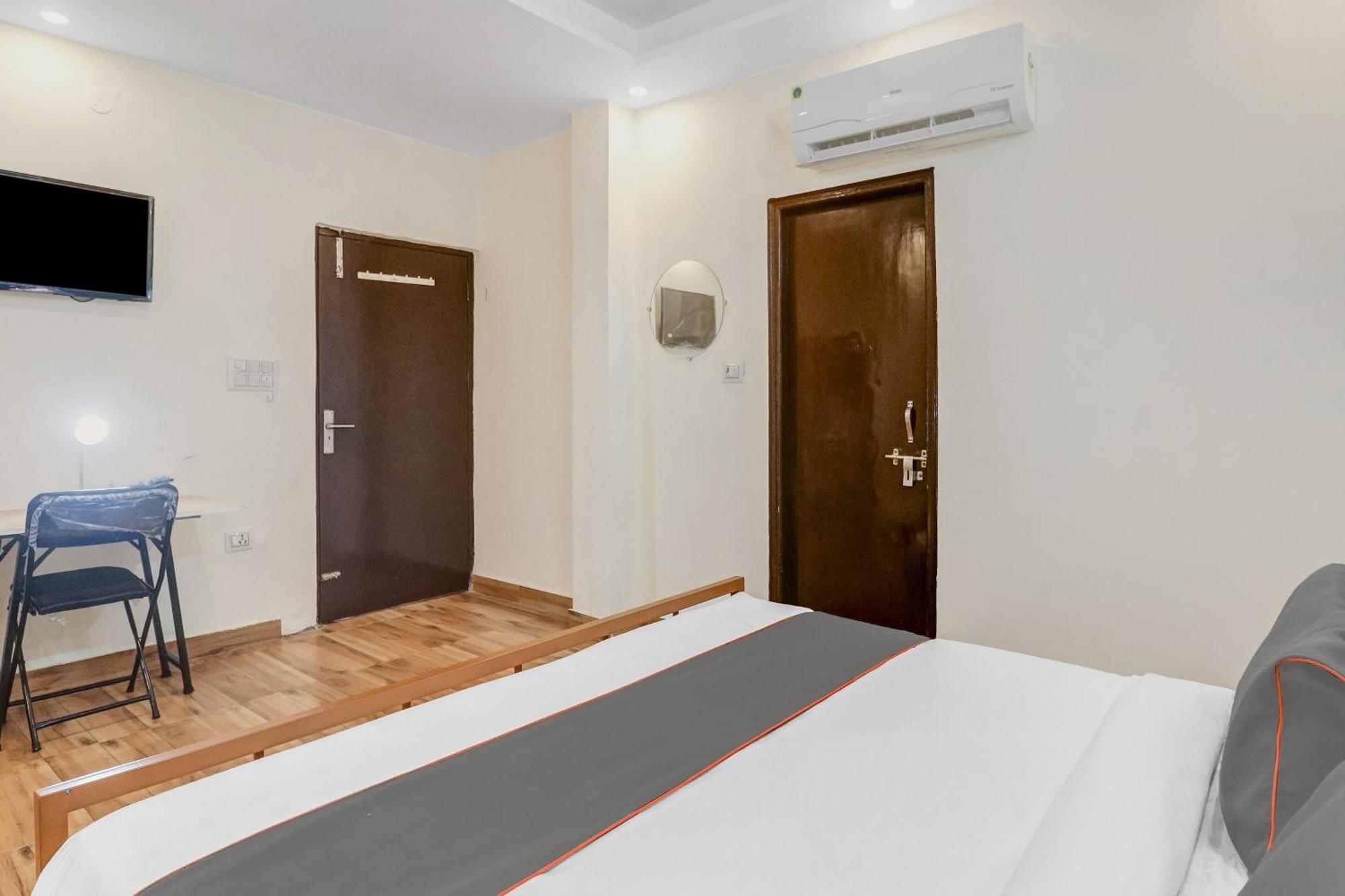 Super Capital O Moody Inn Дели Экстерьер фото
